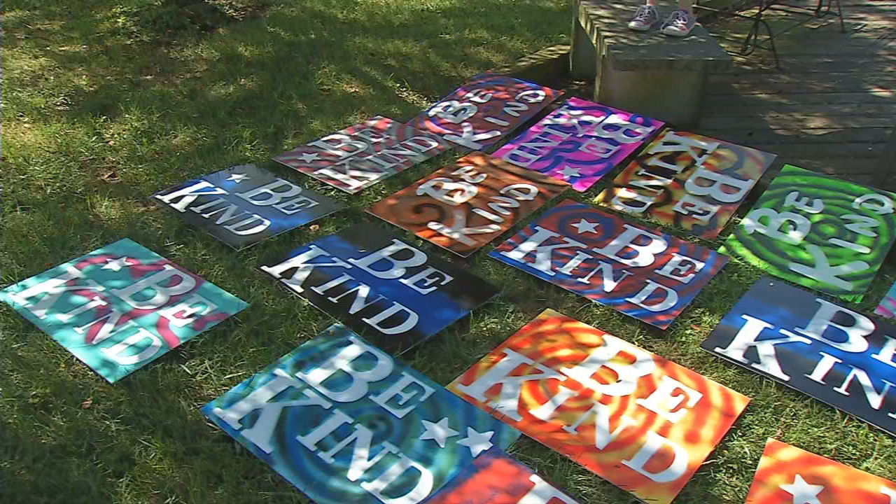 'Be Kind' signs